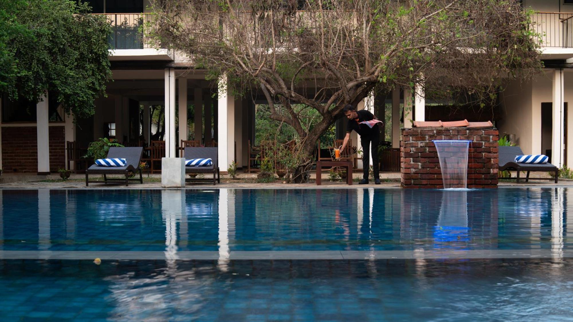 Lario Resort Sigiriya Exterior photo