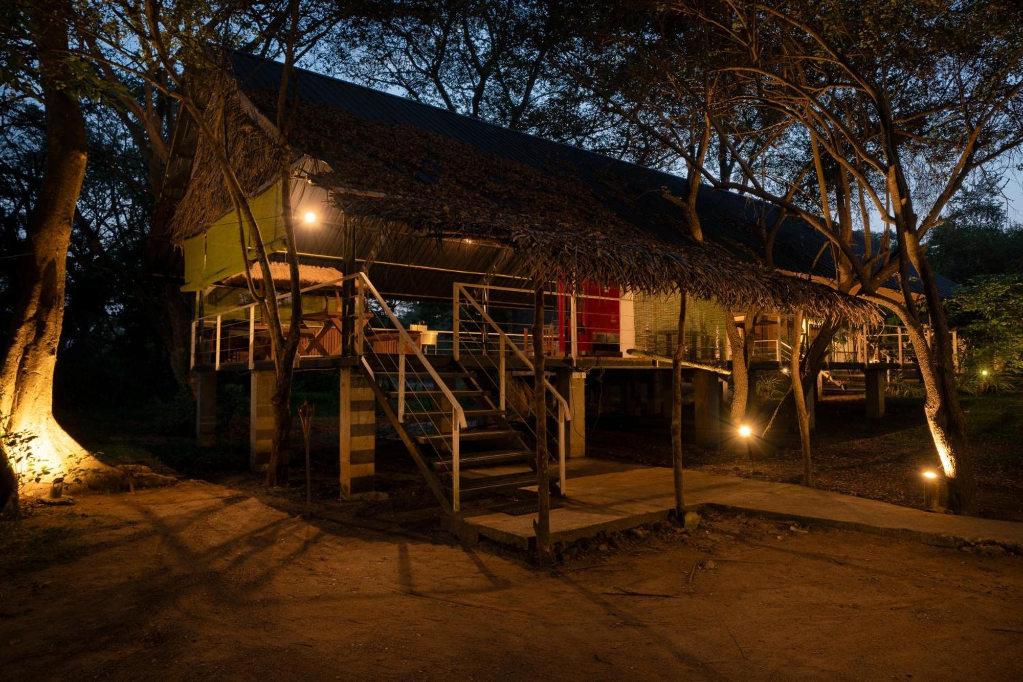 Lario Resort Sigiriya Exterior photo